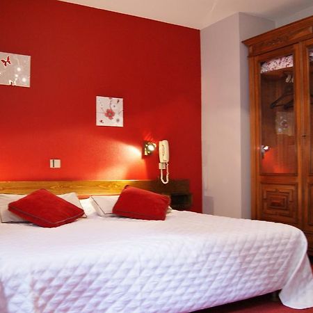 Logis Hotel De La Paix - ตูร์นุส ห้อง รูปภาพ