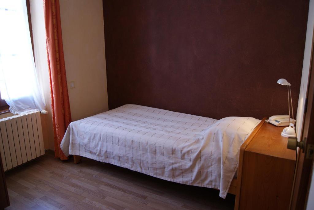 Logis Hotel De La Paix - ตูร์นุส ห้อง รูปภาพ