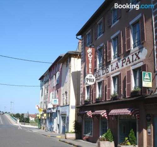 Logis Hotel De La Paix - ตูร์นุส ภายนอก รูปภาพ