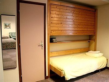 Logis Hotel De La Paix - ตูร์นุส ภายนอก รูปภาพ